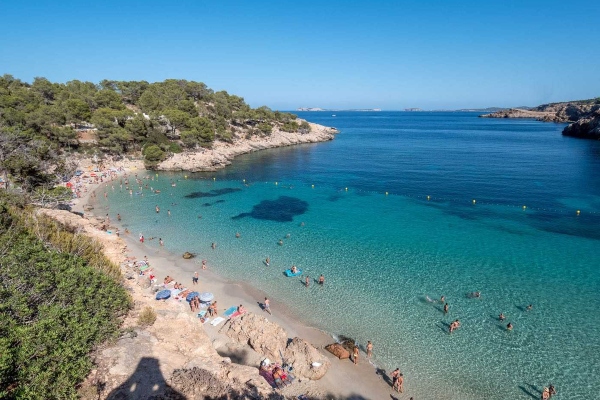 Cala Salada, Cala Saladeta. Sant Antoni de Portmany