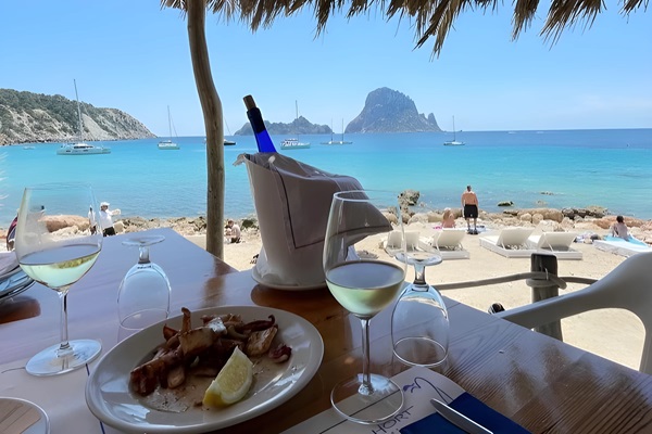 Restaurante Cala d'Hort, Sant Josep, Ibiza