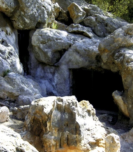 Entrada a la Cueva de es Culleram, Ibiza (Eivissa)