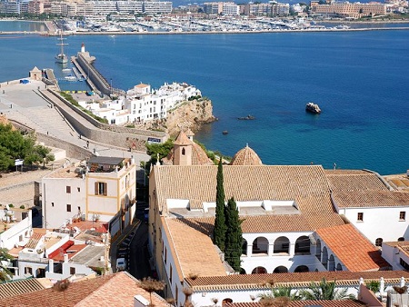 Vista entrada Puerto de Ibiza (Eivissa)