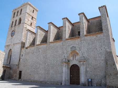 Plaza Catedral de Ibiza, Dalt Vila
